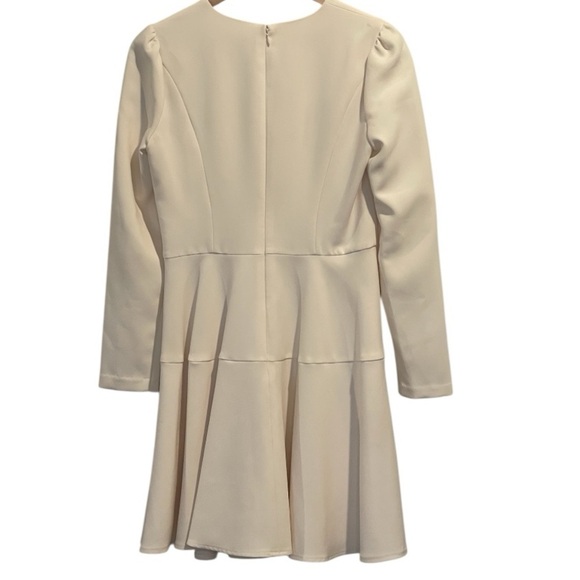 Gal Meets Glam Celeste Fit and Flare Ivory/White Long-Sleeve Dress, Size 6 - Picture 3 of 15